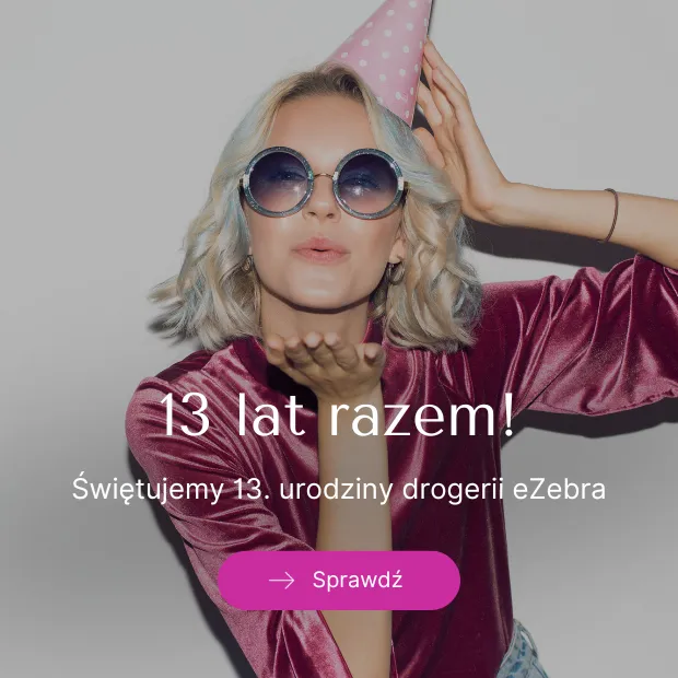 kobieta świętująca urodziny
