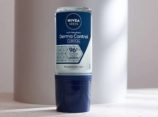 Nivea Men Derma Dry Control Maximum Roll-On-Antiperspirant für Männer