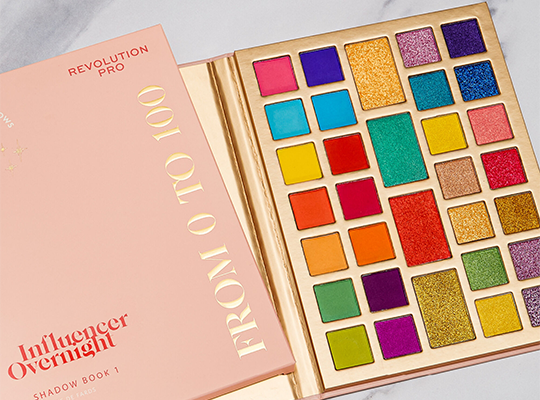 Revolution Pro x Influencer Overnight paleta cieni do powiek From 0 to 100