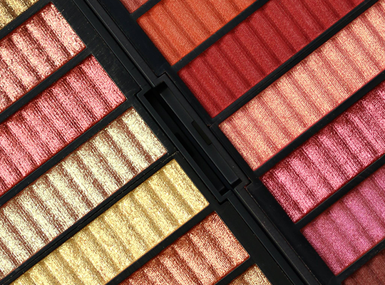 Revolution Pro Supreme Eyeshadow Intoxicate paleta cieni do powiek