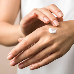 The Body Shop Hand & Nail Manicure Cream
