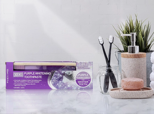 Xpel XOC Purple Whitening zestaw pasta do zębów + szczoteczka