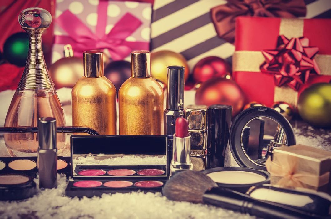 Zestaw kosmetyków na prezent – co wybrać?