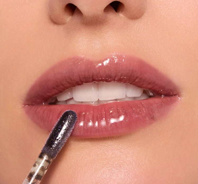 Catrice Max It Up Lip Booster Extreme błyszczyk do ust 060 Good Girl Gone Bad 4ml