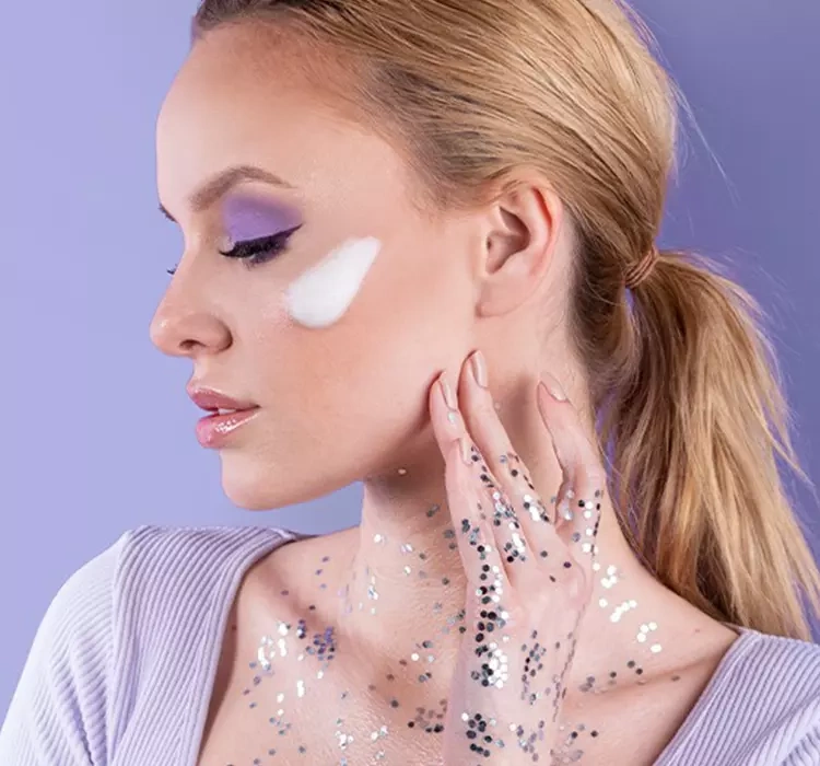FaceBoom Super Star pianka do mycia twarzy Migocząca Celebrytka 150ml